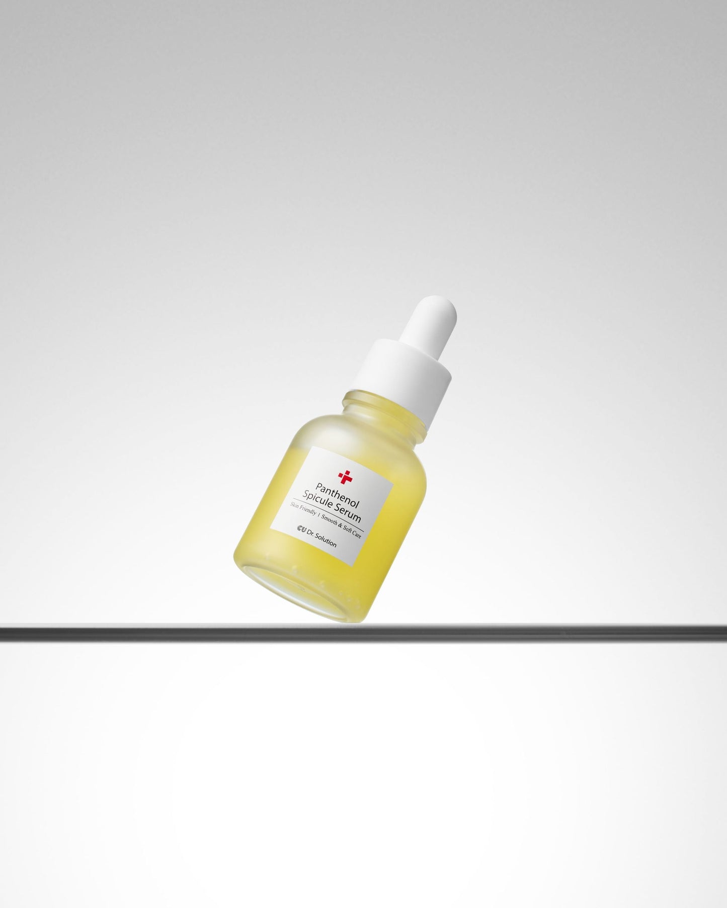 CUSKIN atkuriamasis serumas su spikulėmis, pantenoliu ir hialurono rūgštimi, 30 ml